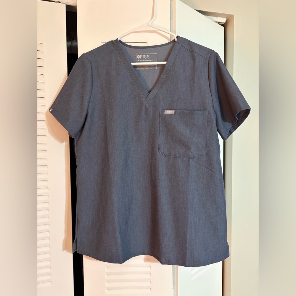 Heather Grey Figs Scrub Set - Catarina Top & Zamora Joggers